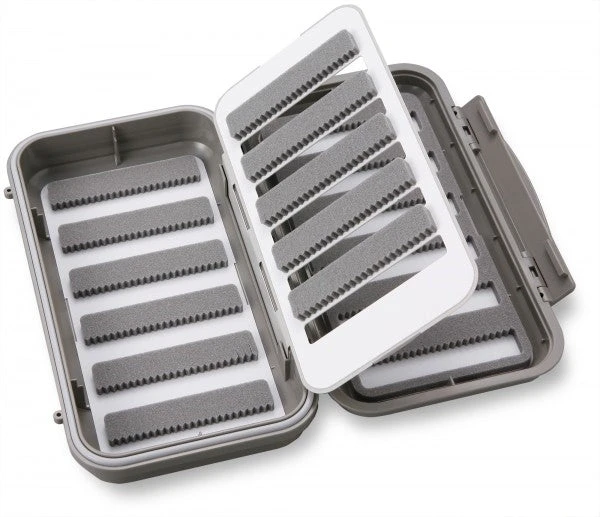 C&F Design Large 12-Row Waterproof Fly Box With Flip Page 1 C&F Design Large 12-Row Waterproof Fly Box With Flip Page